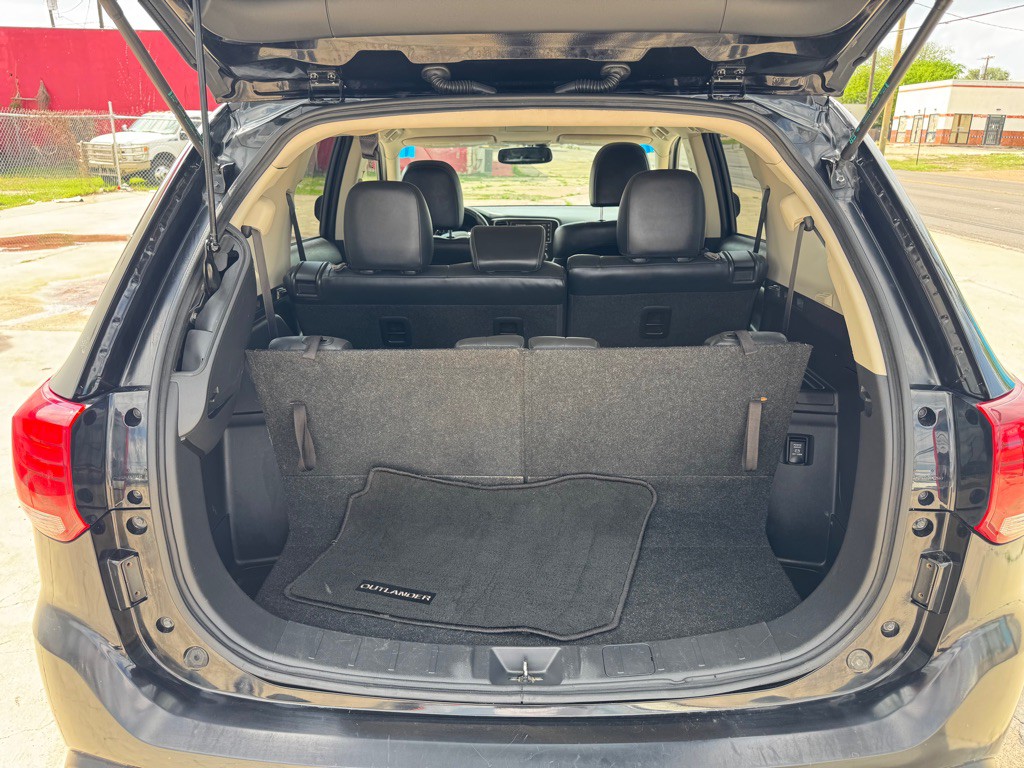2019 Mitsubishi Outlander Image 10
