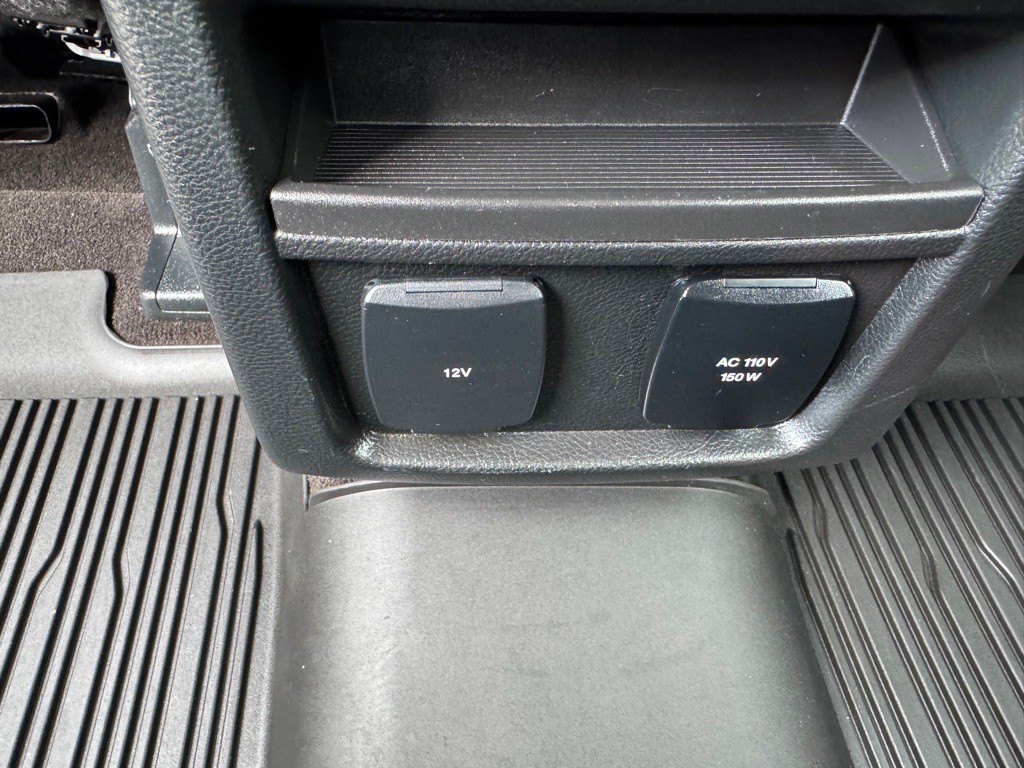 2020 Ford Edge Image 15
