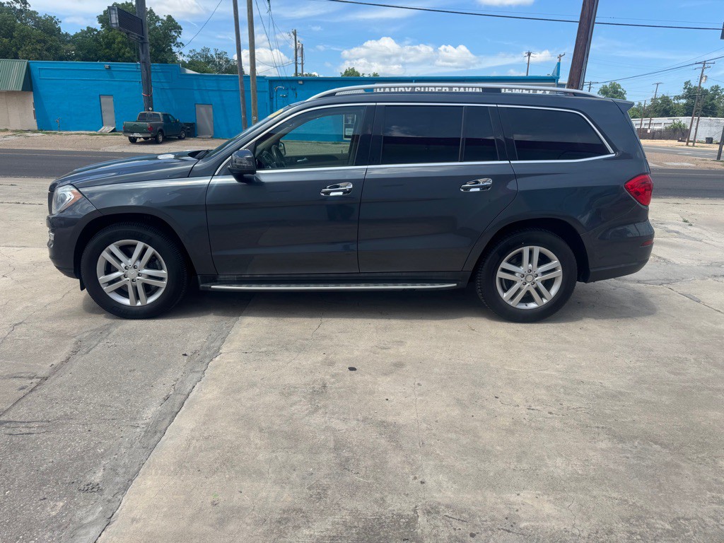 2013 Mercedes-Benz GL-Class Image 3