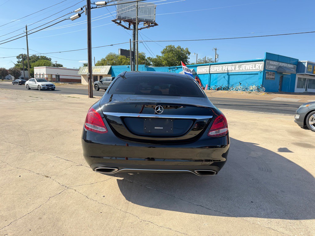 2016 Mercedes-Benz C-Class Image 5