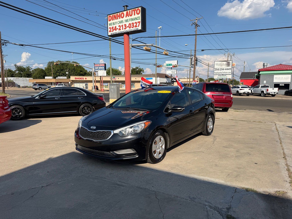 2015 Kia Forte Image 2