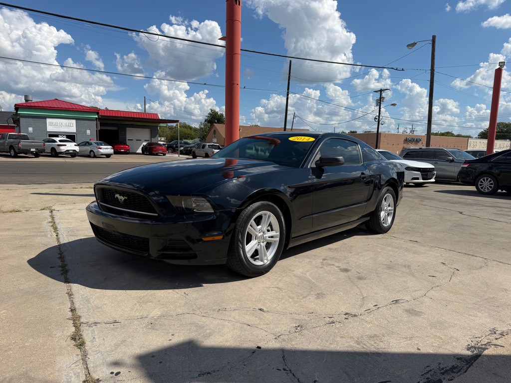 2014 Ford Mustang Image 2