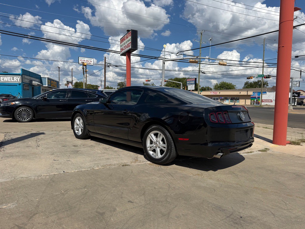 2014 Ford Mustang Image 4