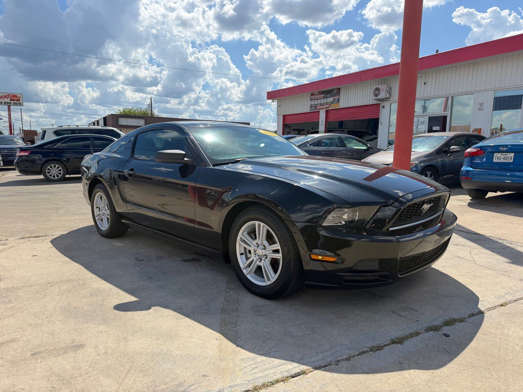 2014 Ford Mustang Image 8