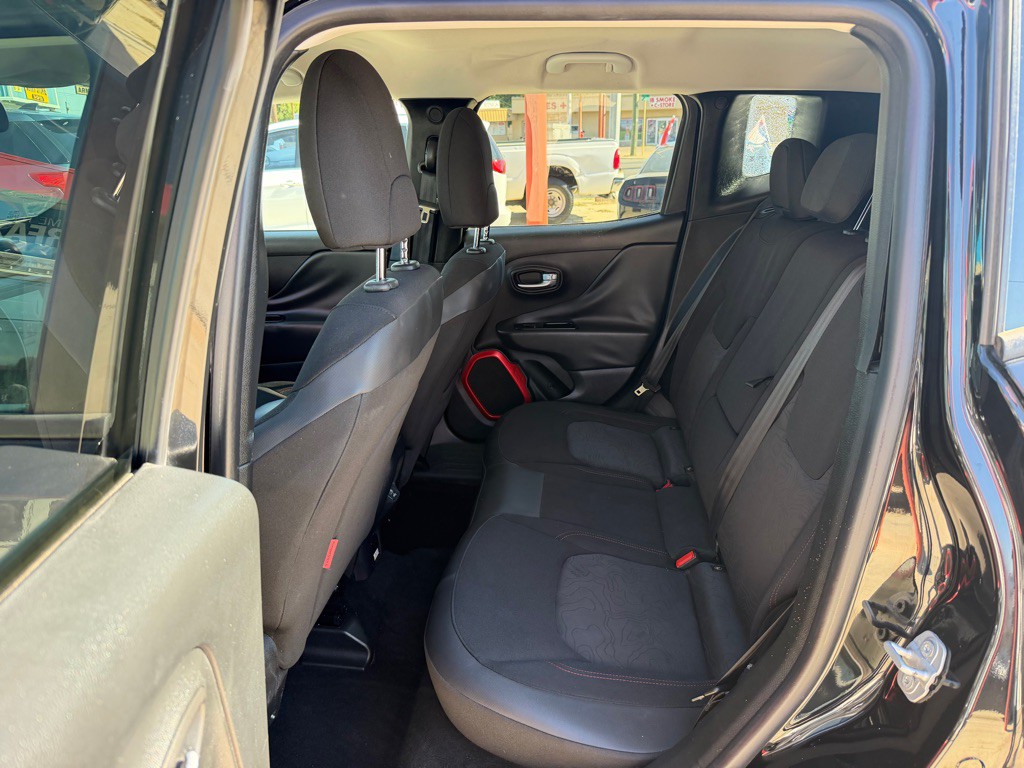 2018 Jeep Renegade Image 11