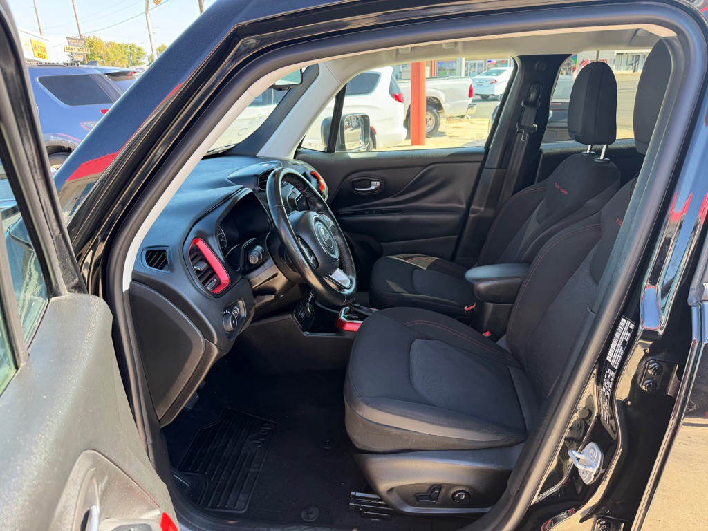 2018 Jeep Renegade Image 14