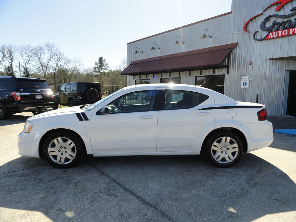 2014 Dodge Avenger Image 3