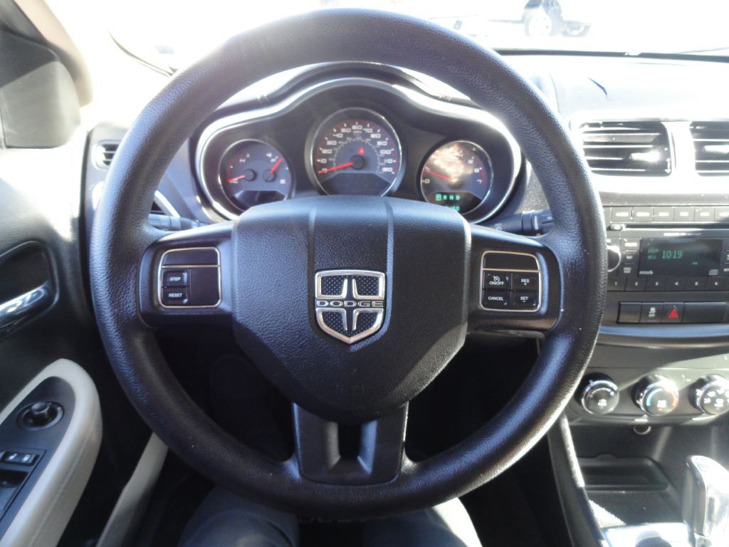 2014 Dodge Avenger Image 16