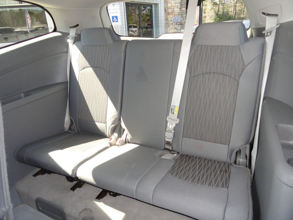 2015 Chevrolet Traverse Image 12