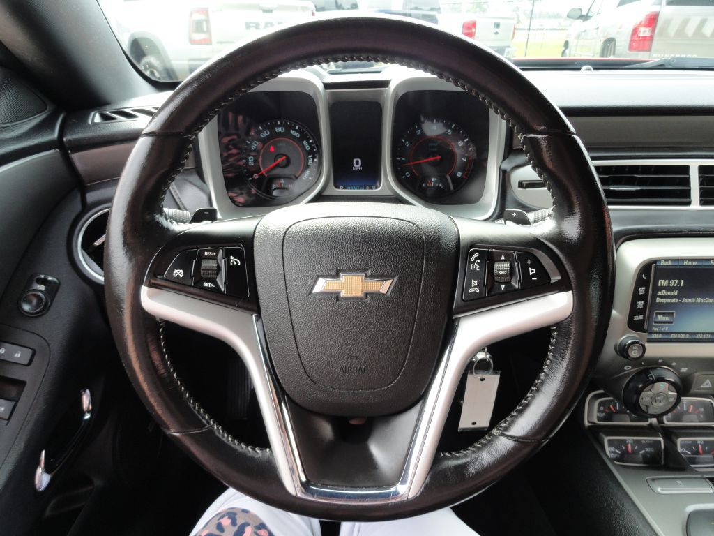 2015 Chevrolet Camaro Image 19