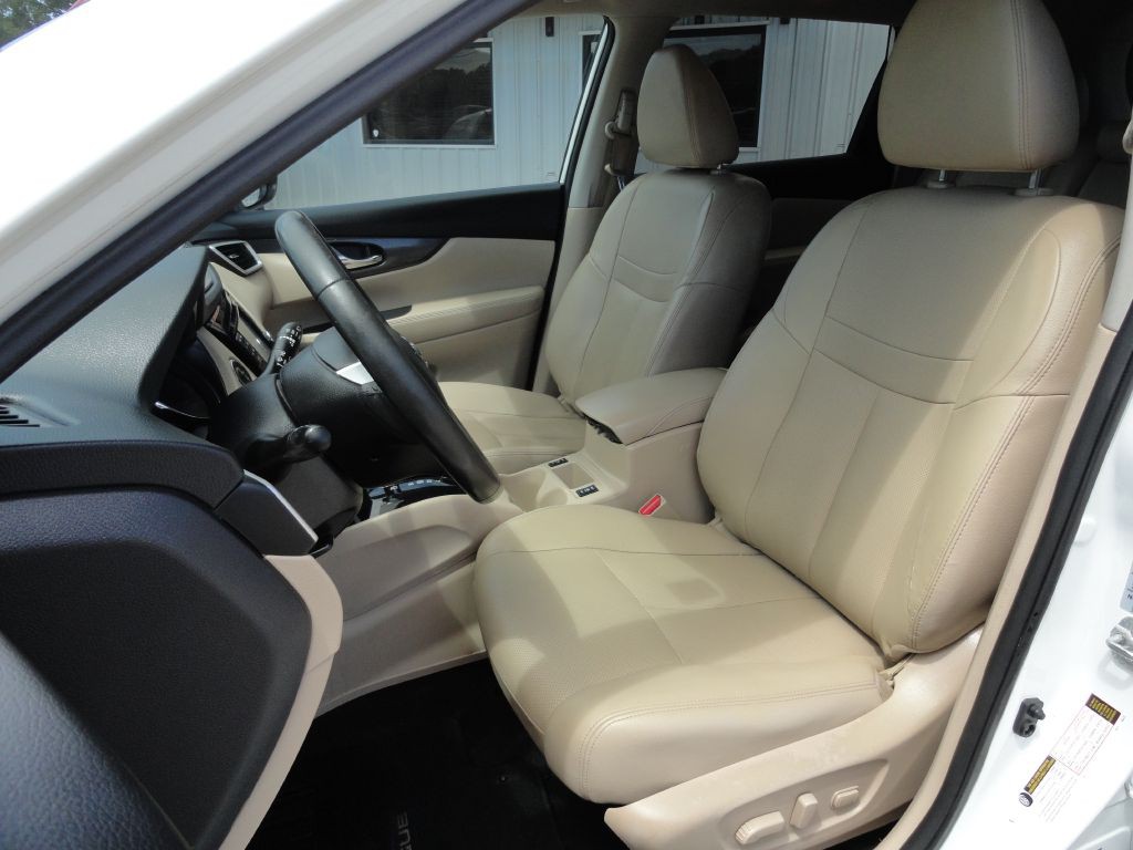 2016 Nissan Rogue Image 10