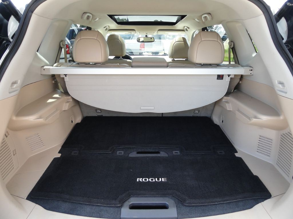2016 Nissan Rogue Image 30