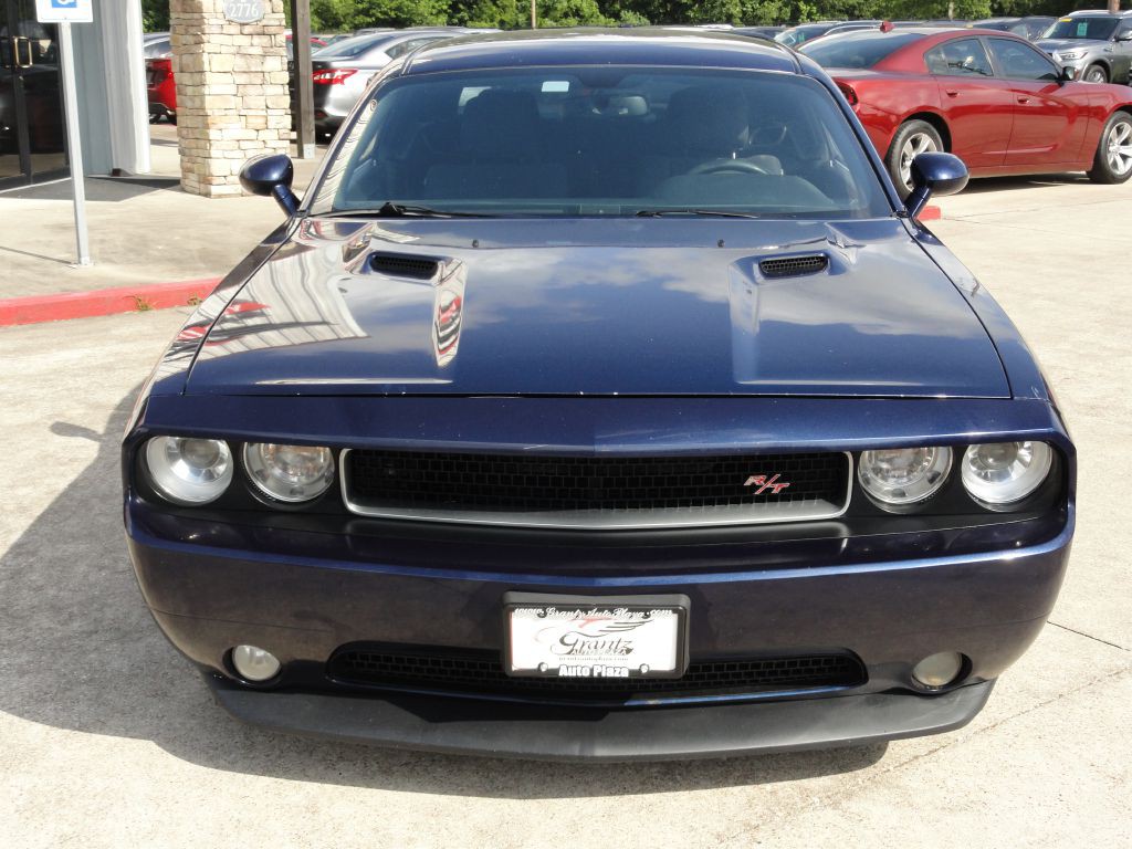 2014 Dodge Challenger Image 2