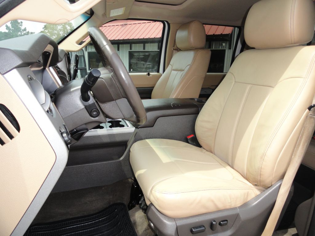 2015 Ford F-250 Image 12