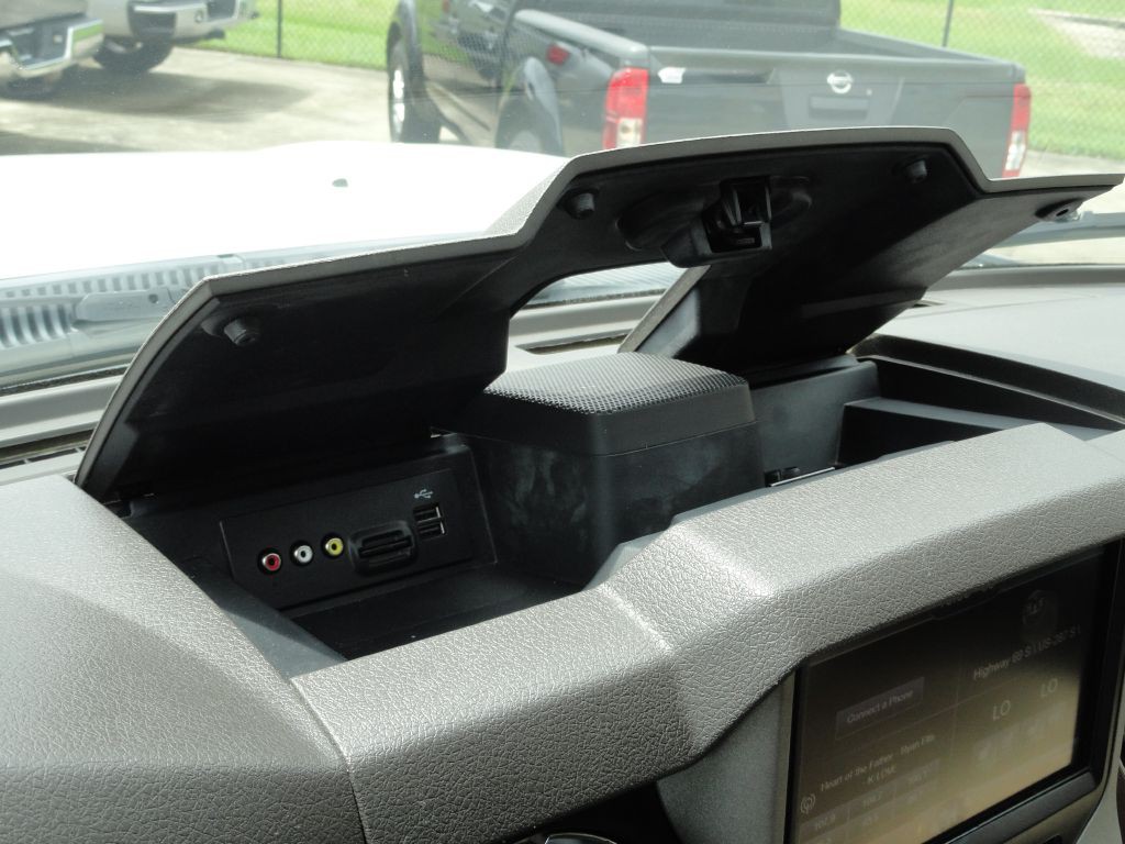 2015 Ford F-250 Image 32