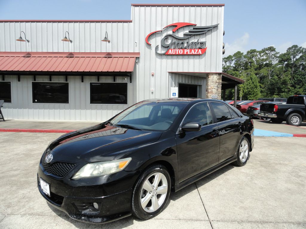 2010 Toyota Camry Image 1