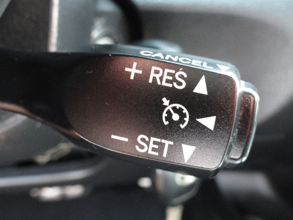 2010 Toyota Camry Image 19