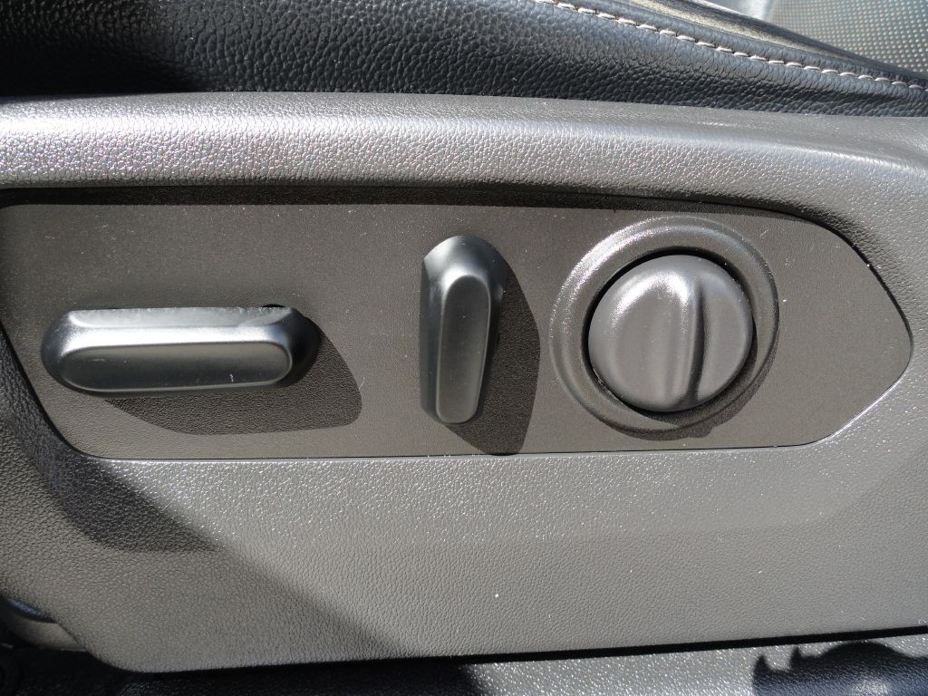 2019 Chevrolet Silverado 1500 Image 25
