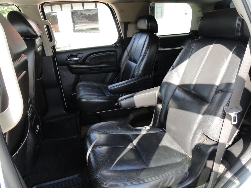 2007 GMC Yukon Image 9