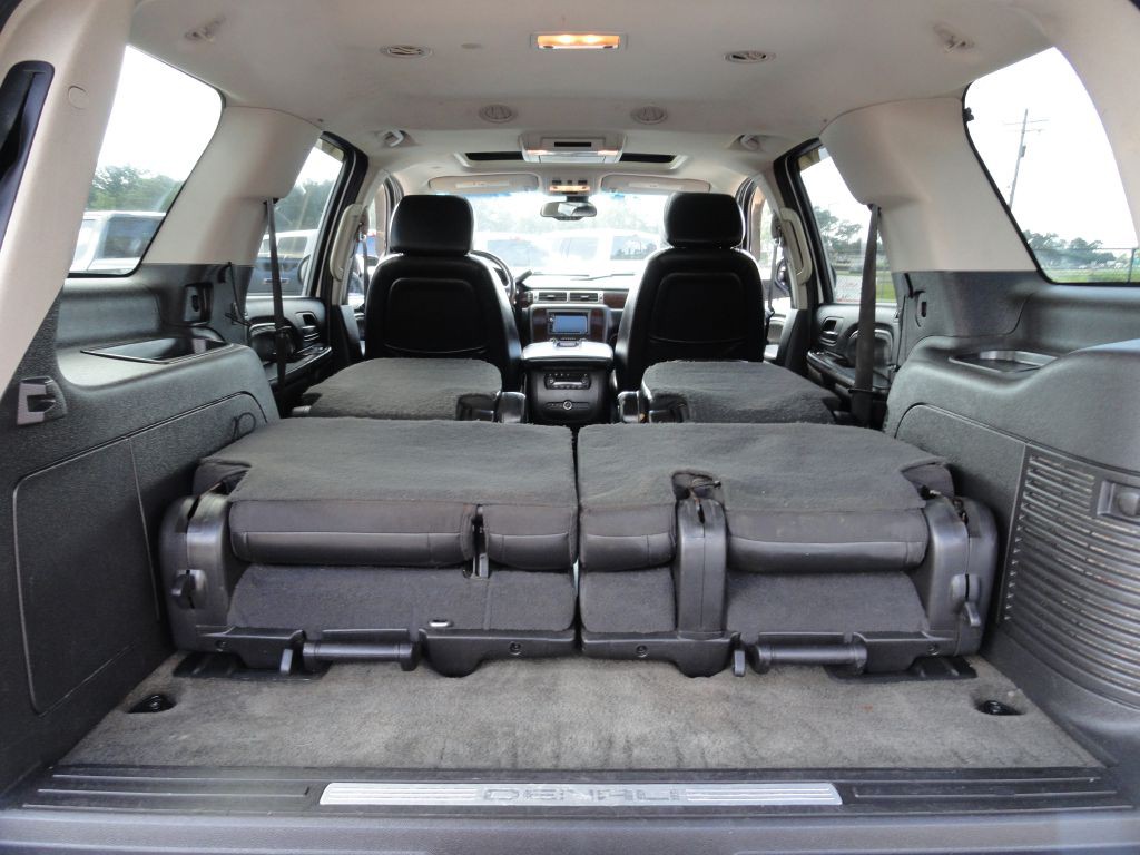 2007 GMC Yukon Image 16