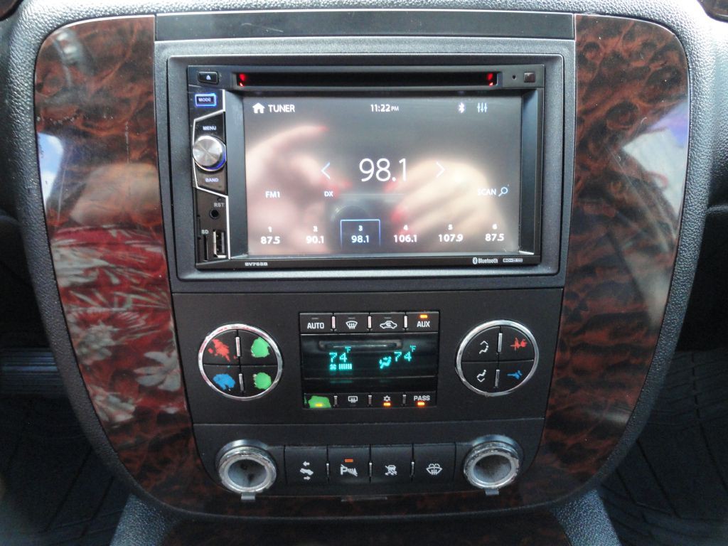 2007 GMC Yukon Image 17
