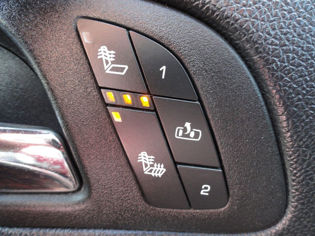 2007 GMC Yukon Image 27