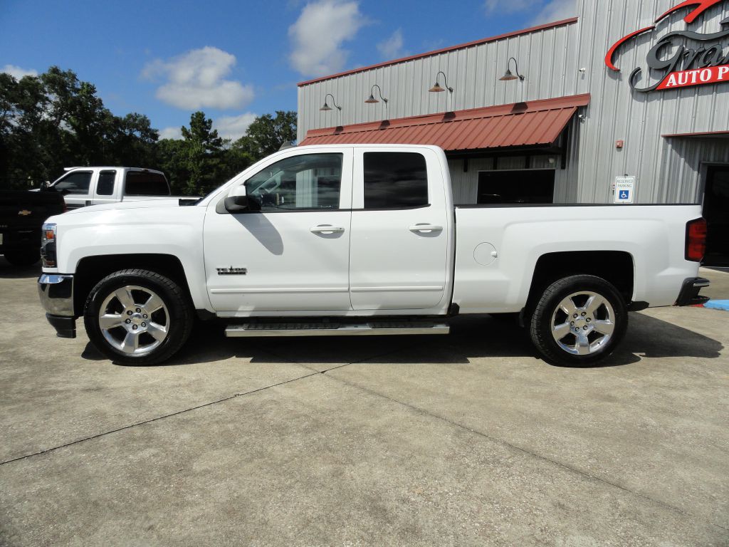 2017 Chevrolet Silverado 1500 Image 3