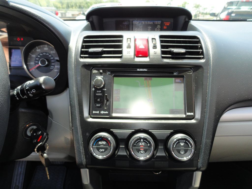 2015 Subaru Forester Image 12
