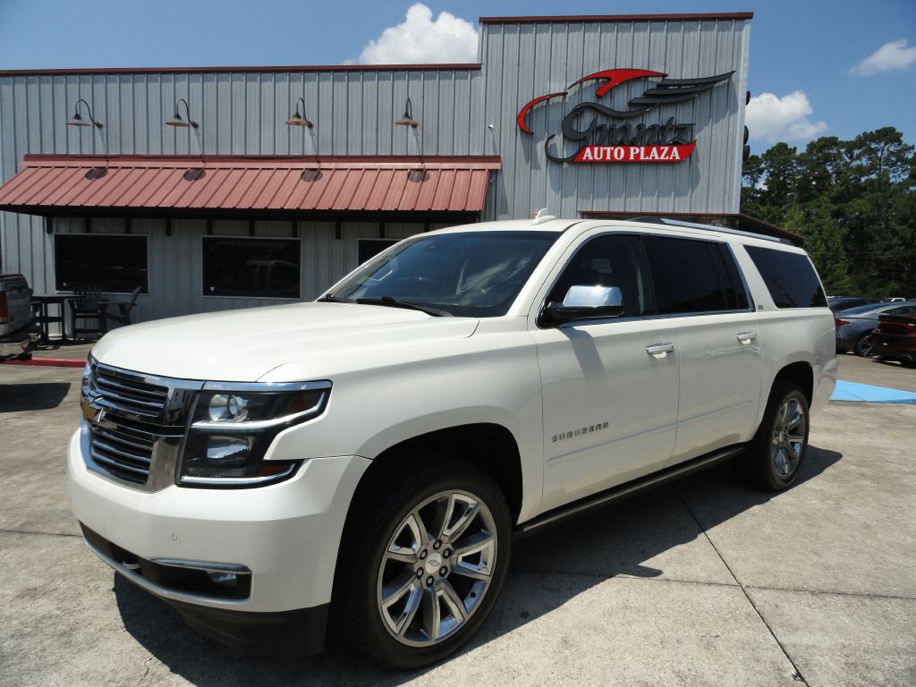 2015 Chevrolet Suburban Image 1