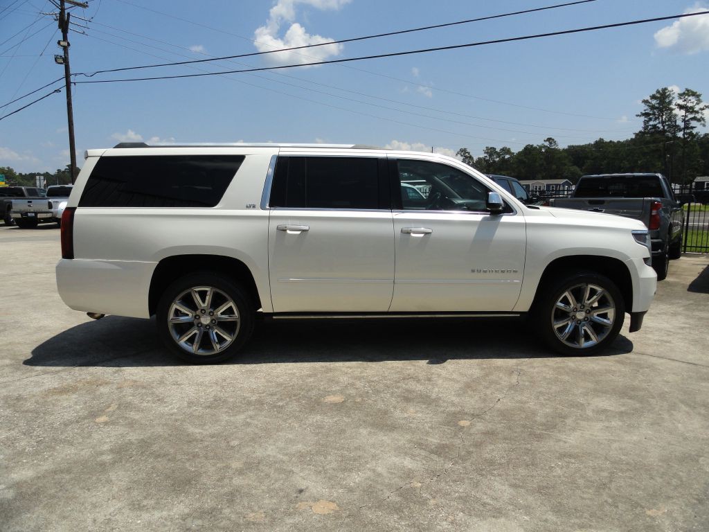 2015 Chevrolet Suburban Image 5