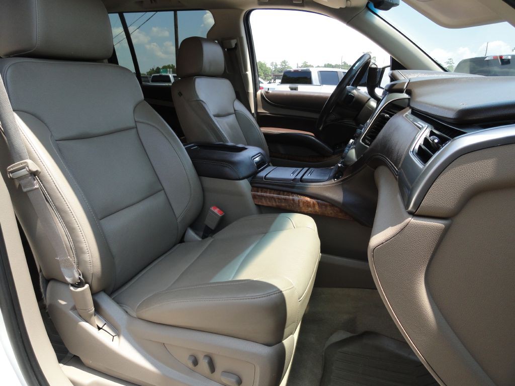 2015 Chevrolet Suburban Image 8