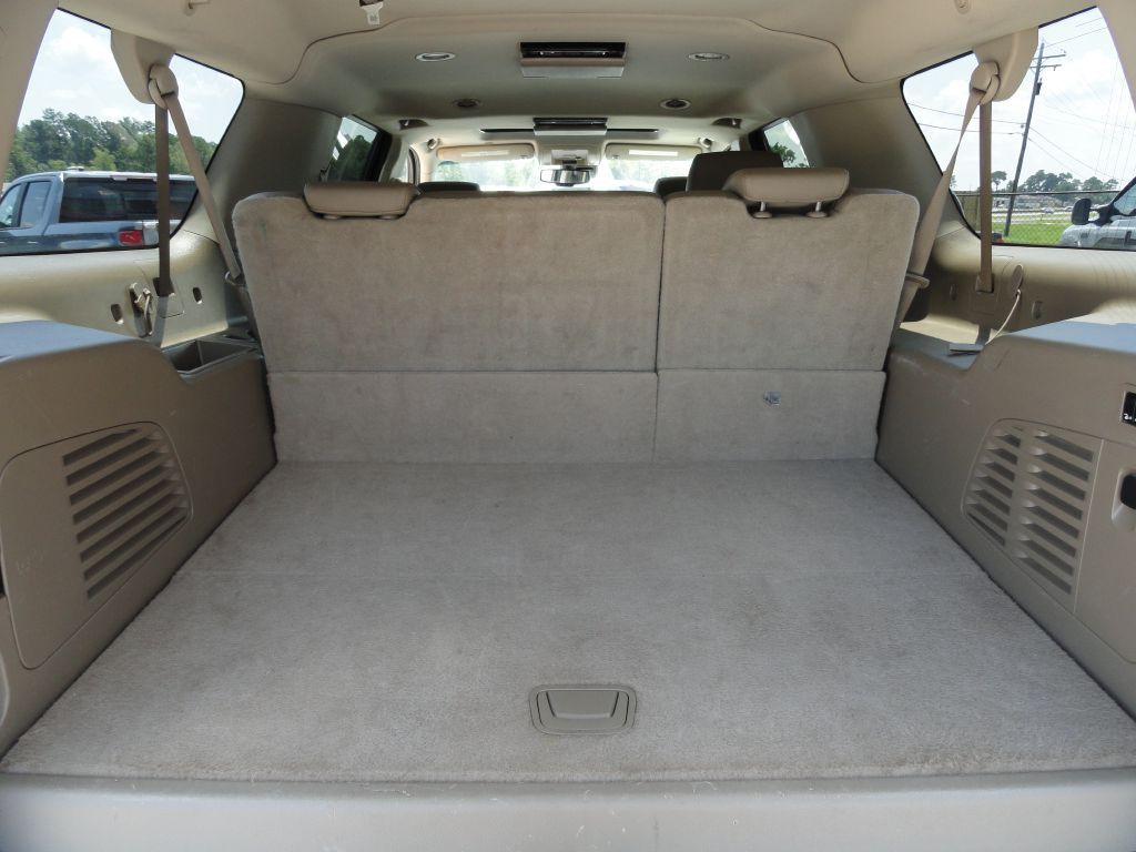 2015 Chevrolet Suburban Image 15