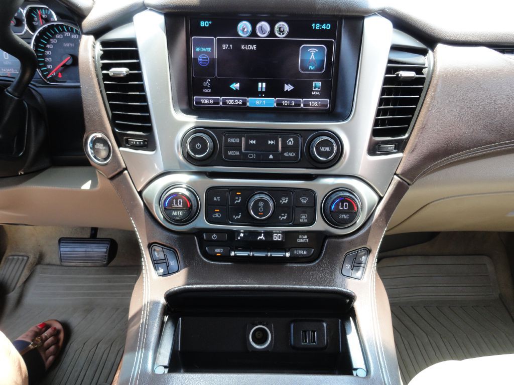 2015 Chevrolet Suburban Image 21