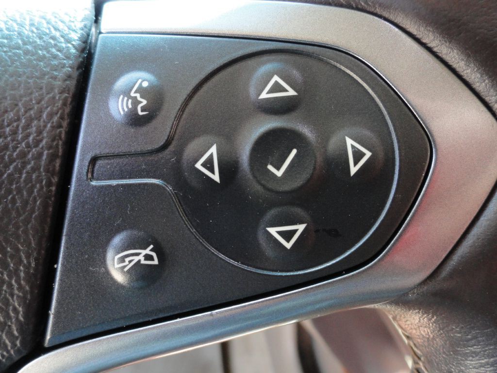 2015 Chevrolet Suburban Image 27