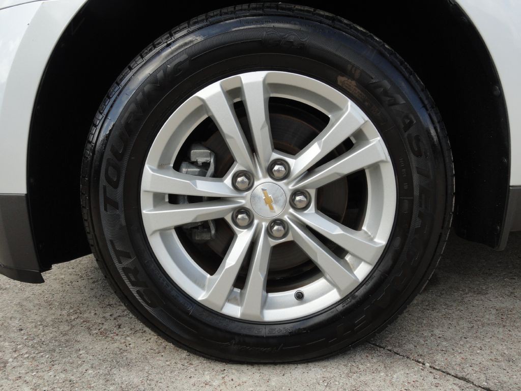 2015 Chevrolet Equinox Image 34