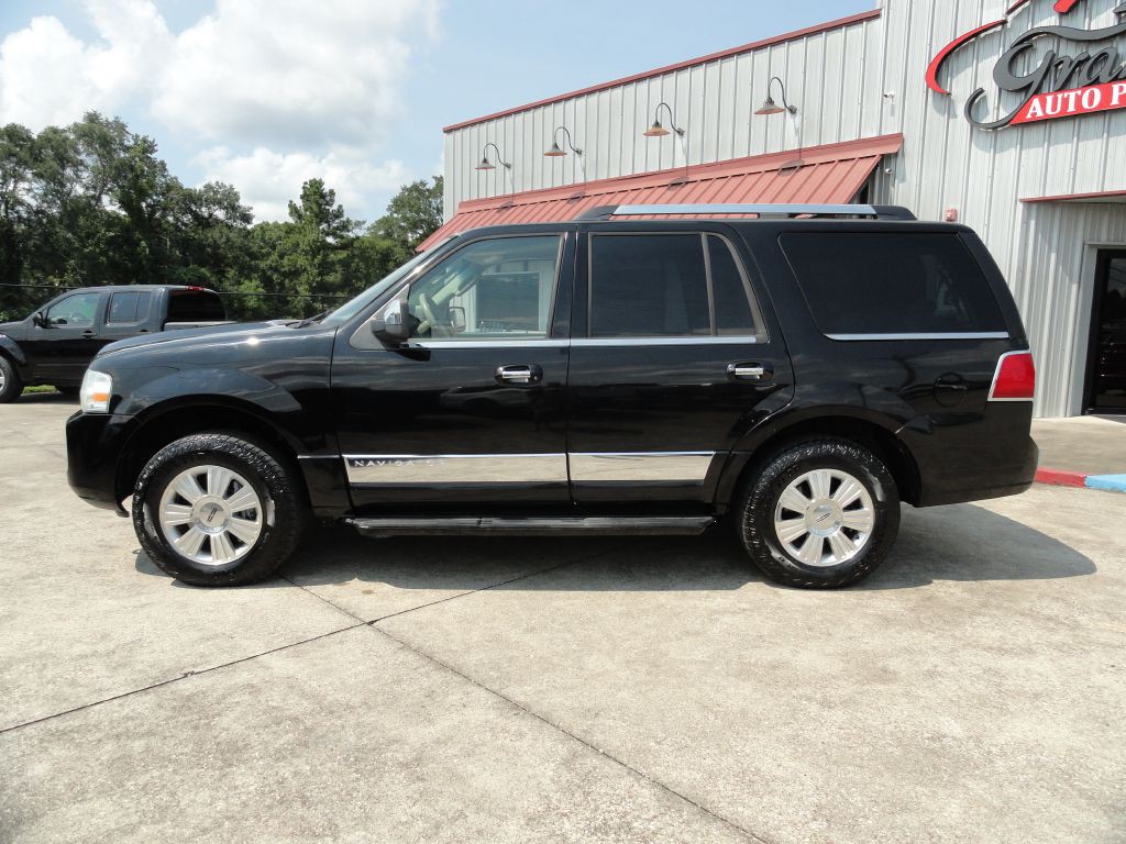 2007 Lincoln Navigator Image 3