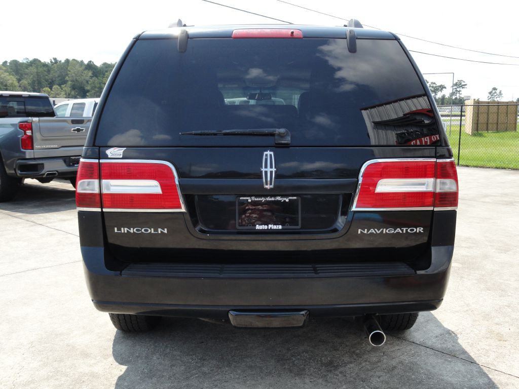 2007 Lincoln Navigator Image 4