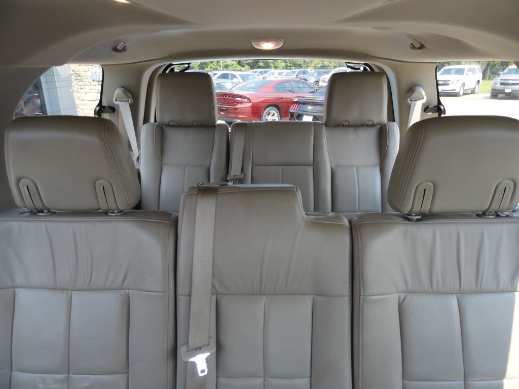 2007 Lincoln Navigator Image 13