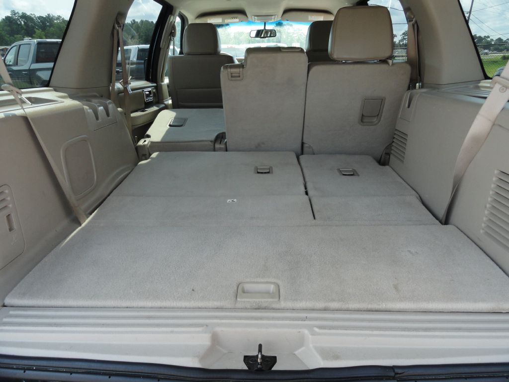2007 Lincoln Navigator Image 16