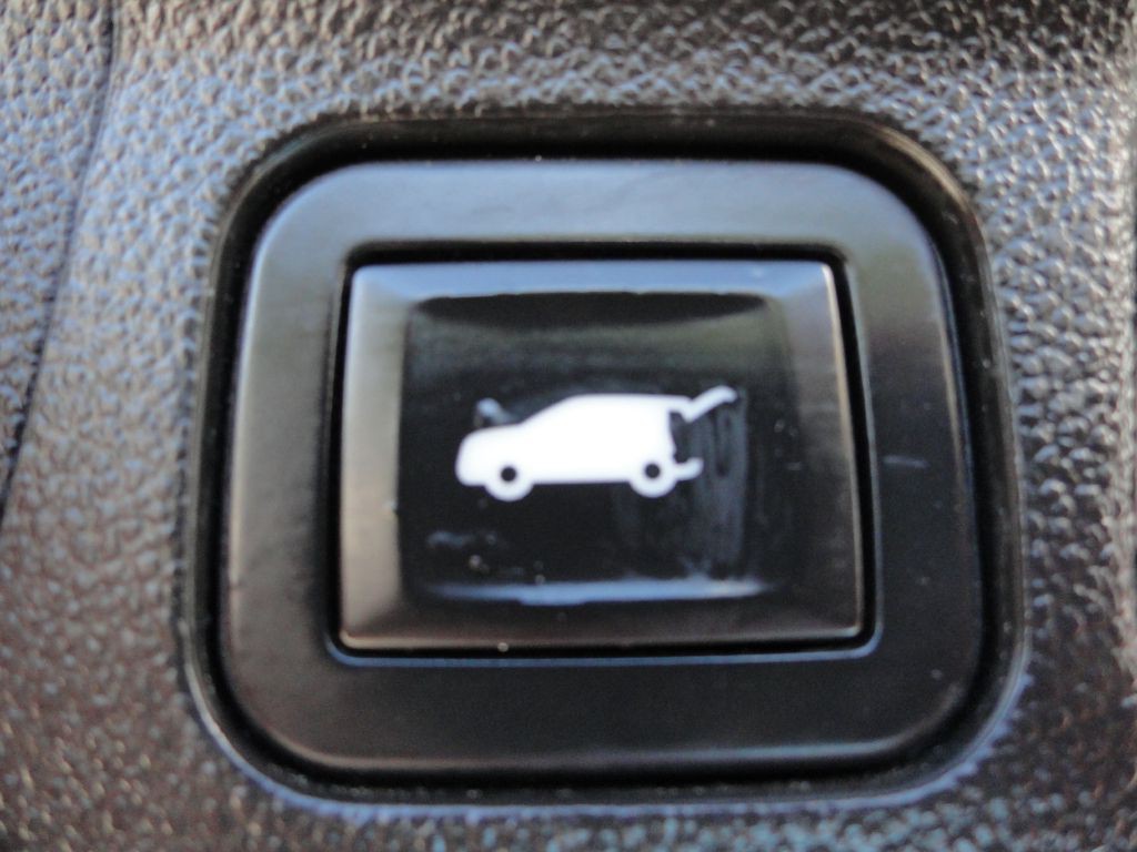 2019 GMC Acadia Image 19