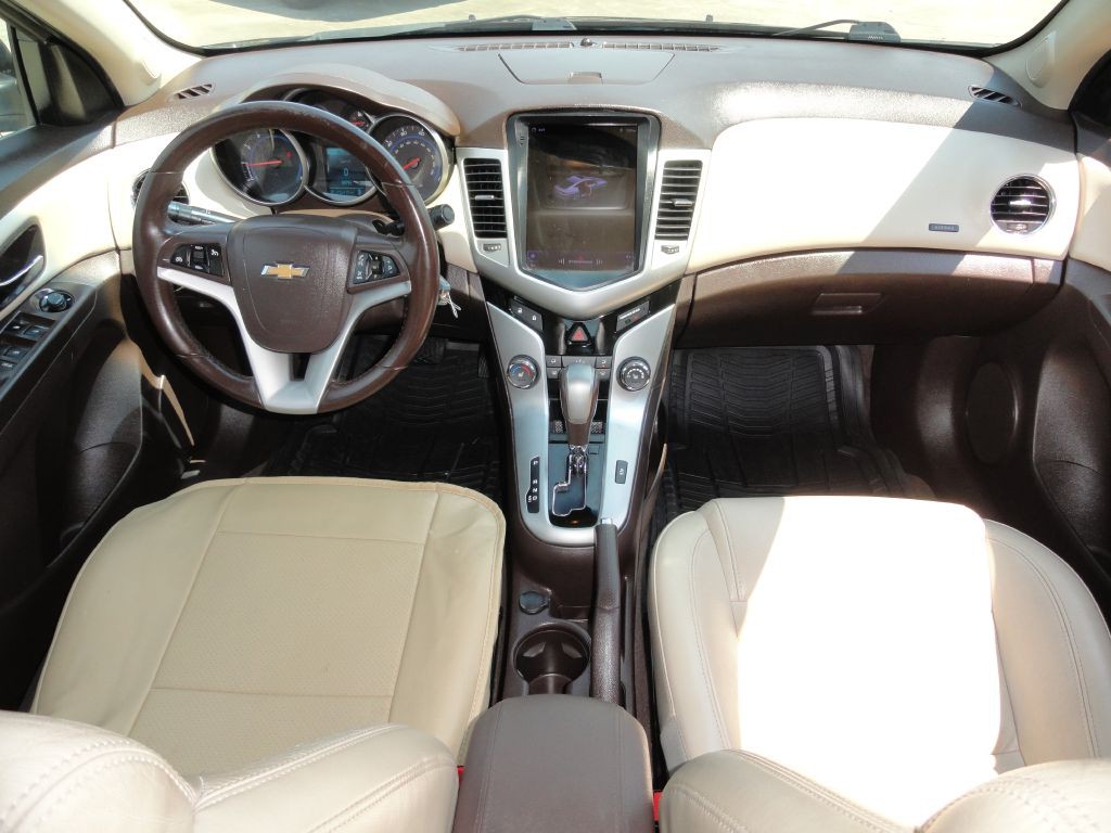 2014 Chevrolet Cruze Image 6