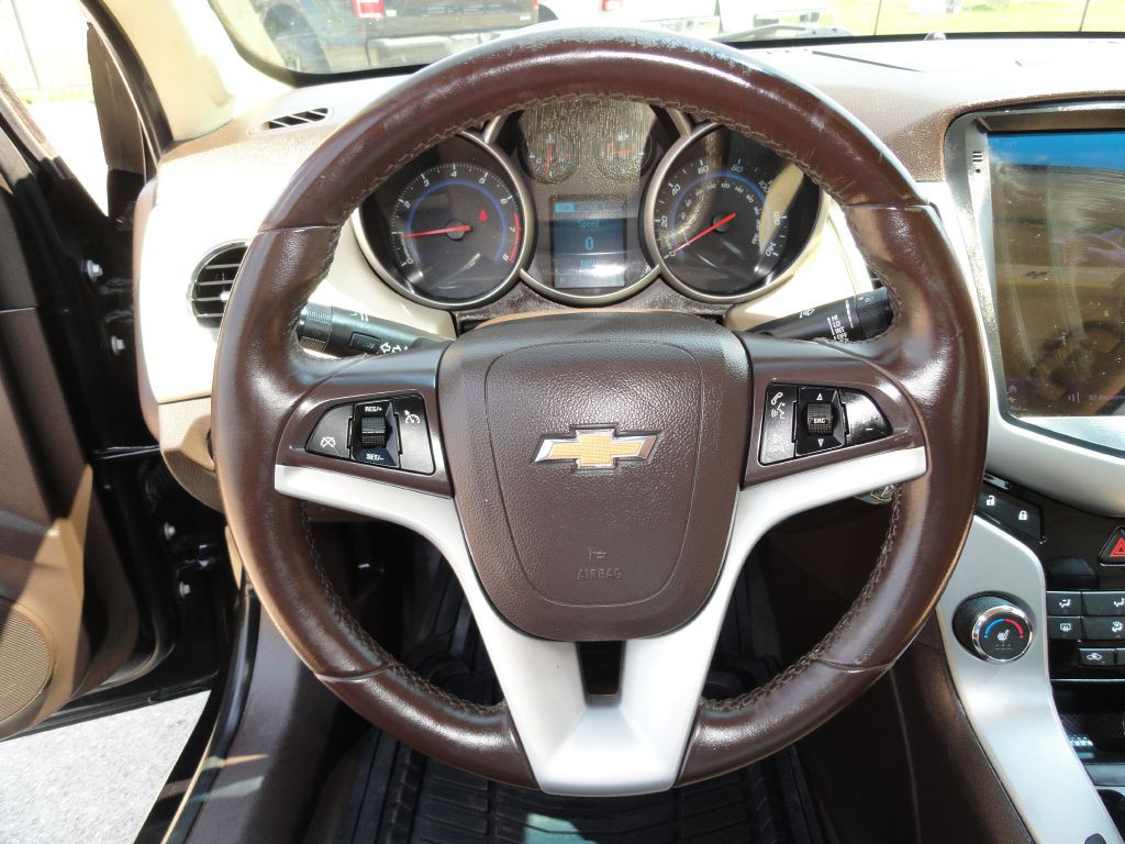 2014 Chevrolet Cruze Image 17
