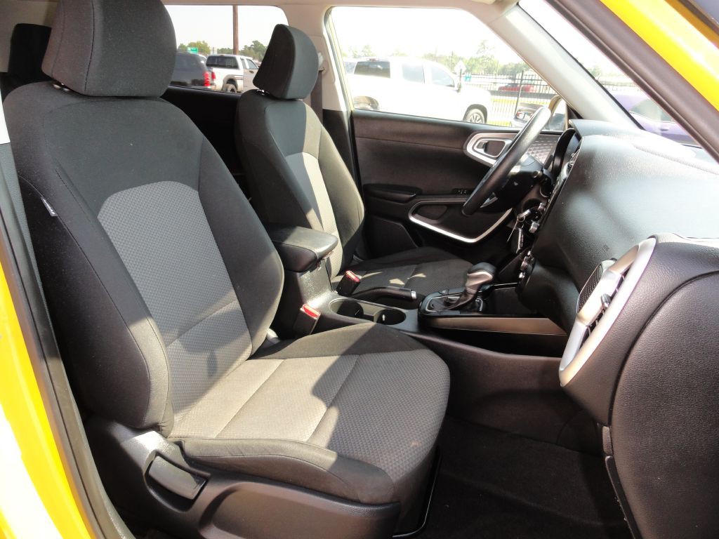 2020 Kia Soul Image 8