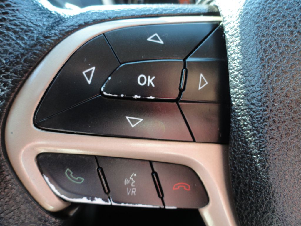 2016 Jeep Cherokee Image 22