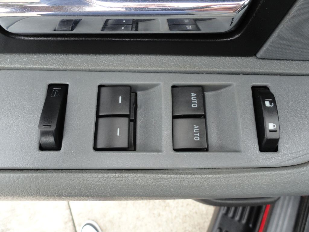 2012 Ford F-150 Image 17