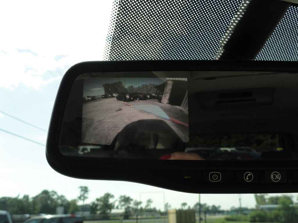 2010 Chevrolet Suburban Image 19