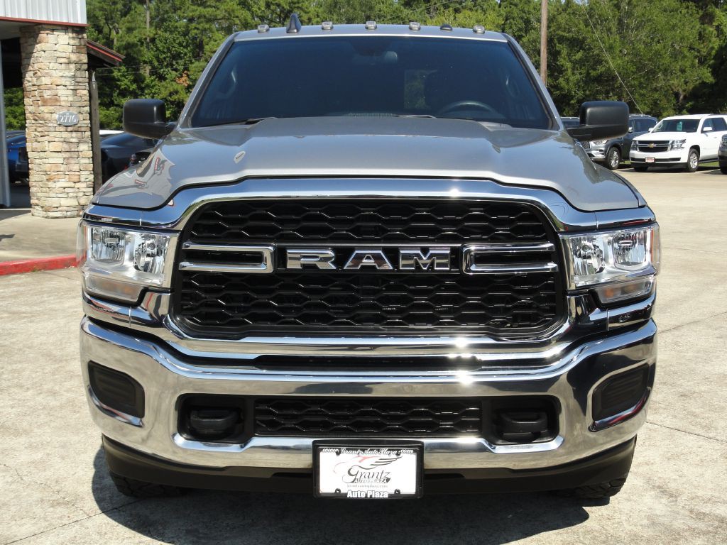 2022 RAM 2500 Image 2