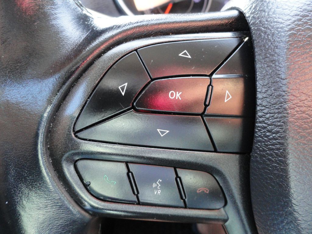 2019 Jeep Cherokee Image 22