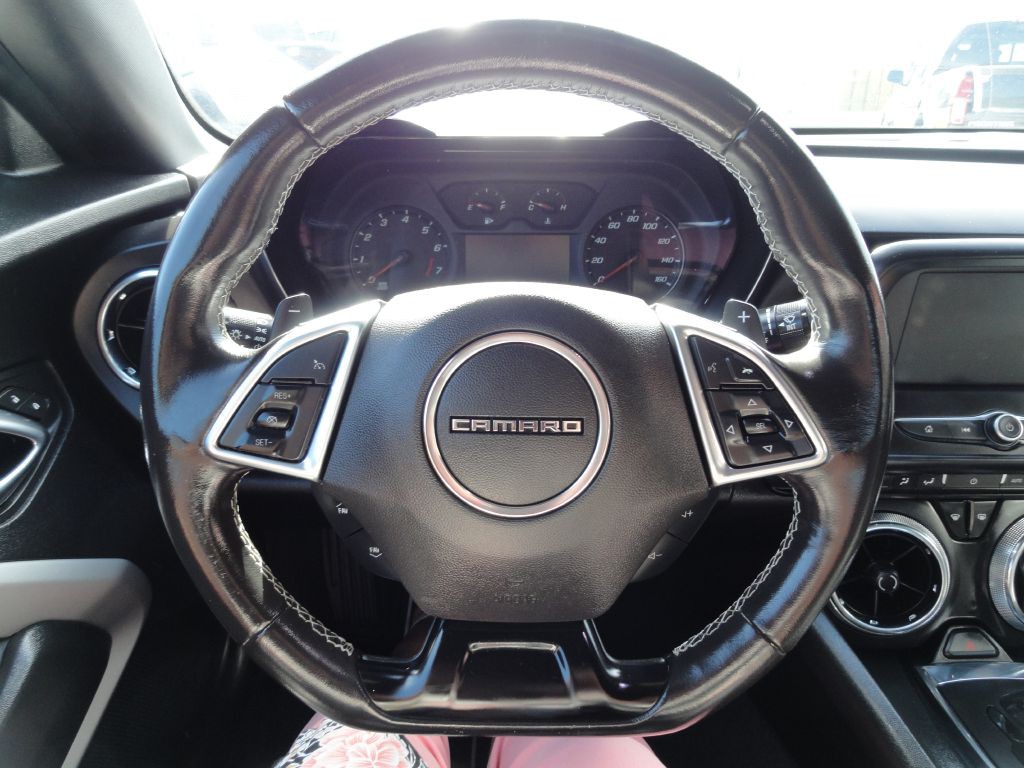 2020 Chevrolet Camaro Image 16