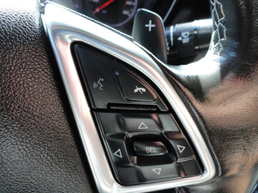 2020 Chevrolet Camaro Image 18